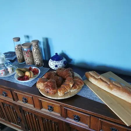 Bed & Breakfast Number 4 3*