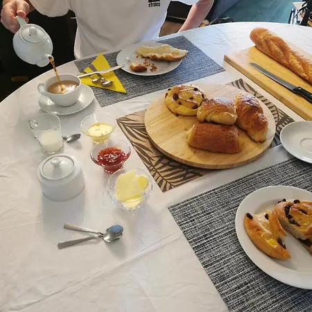 Number 4 Bed & Breakfast 3*