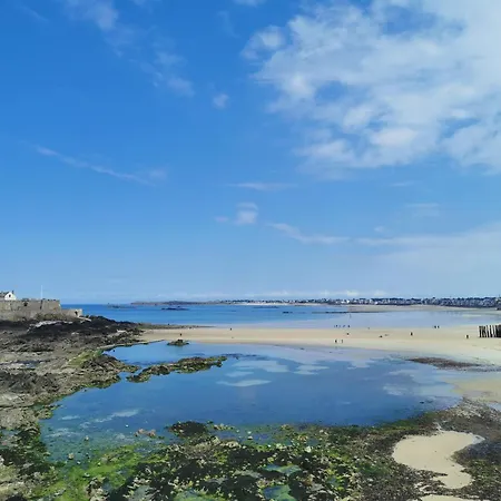 Number 4 Bed & Breakfast 3*