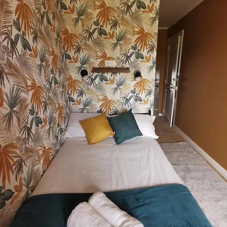 Number 4 Bed & Breakfast