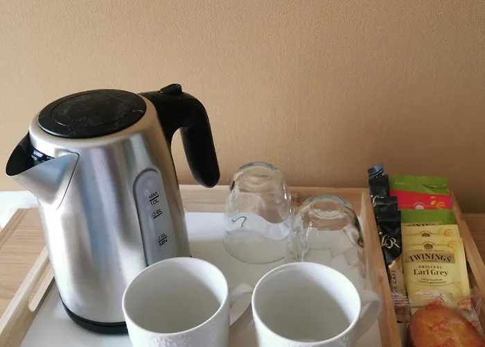 ベッド・アンド・ブレックファスト Number 4 3*