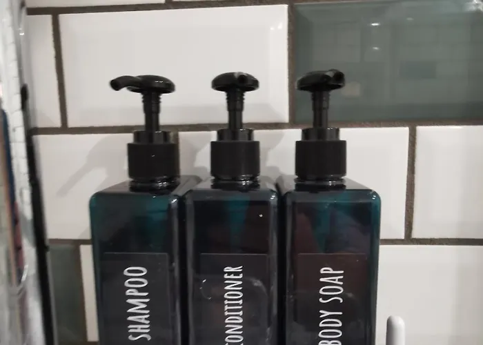 Number 4 ベッド・アンド・ブレックファスト 3*